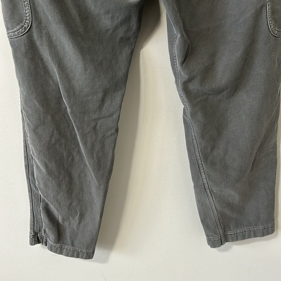 ATHLETA Farallon Cargo Pant Crop Cypress Green Organic Cotton Pull On Sz 6 - Picture 12 of 16